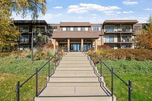 apt-114-205 Barry Ave S, Wayzata, MN, 55391-1636 | Card Image