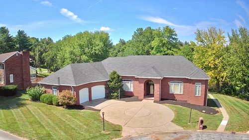 5488 Lakeside Dr, Newburgh, IN, 47630-1919 | Card Image