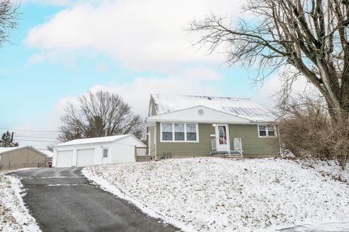 1222 Oakhill Ave, Fairborn, OH, 45324-5667 | Card Image