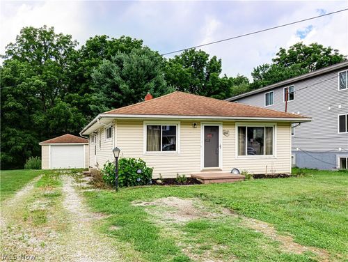 488 Massillon Rd, Akron, OH, 44306-3202 | Card Image