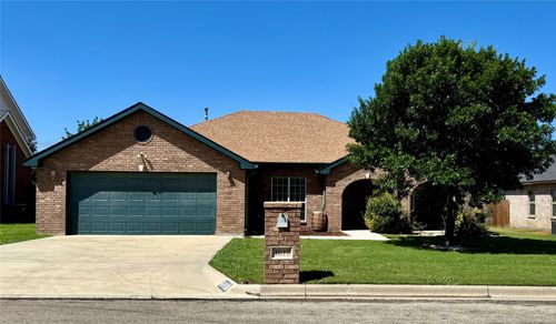 4617 Kay Dr, Brownwood, TX, 76801-7735 | Card Image