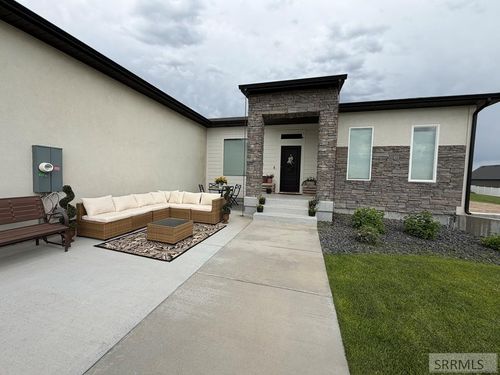 6560 E Crown Cres, Ammon, ID, 83406-1262 | Card Image