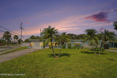 150 W Volusia Ln, Cocoa Beach, FL, 32931-3654 | Card Image