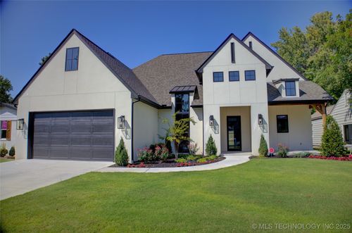 211 E 34th St, Tulsa, OK, 74105-2534 | Card Image