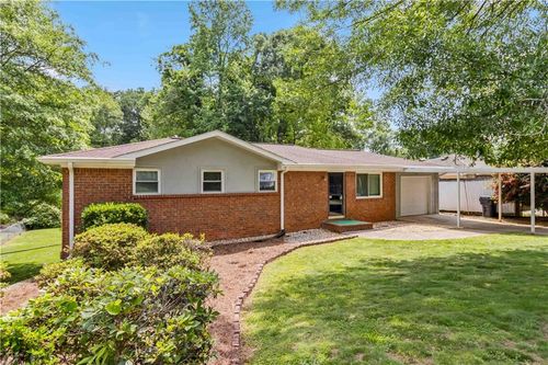 339 Diane Dr Se, Smyrna, GA, 30082-2113 | Card Image
