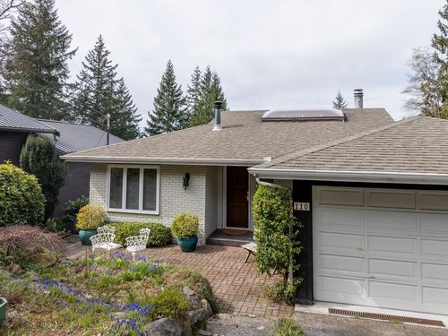 110 Oceanview Place, Lions Bay, BC, V0N2E0 | Card Image