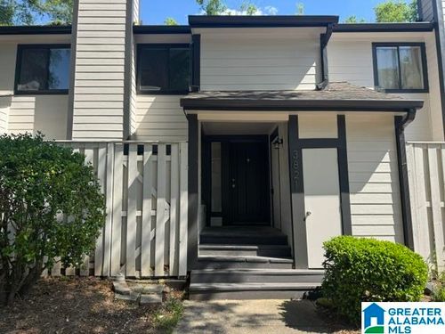3821 Windhover Cir, VESTAVIA HILLS, AL, 35216-5465 | Card Image