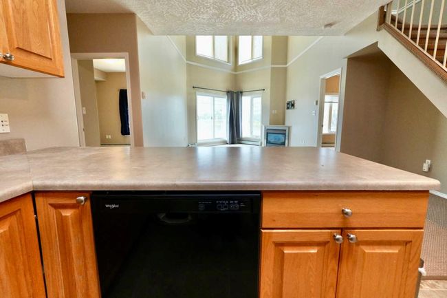404 - 9810 94 St, Condo with 2 bedrooms, 2 bathrooms and 1 parking in Peace River AB | Image 28
