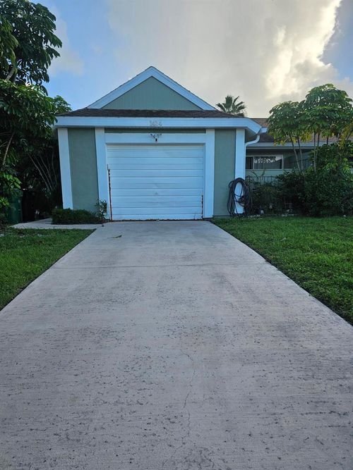 1434 Se Larkwood Cir, Port St Lucie, FL, 34952-4125 | Card Image
