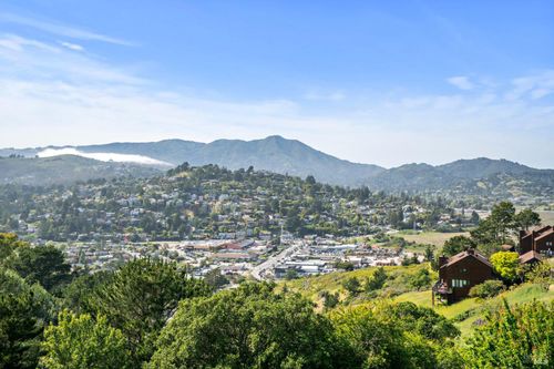 402 Donahue St, Sausalito, CA, 94965-1034 | Card Image