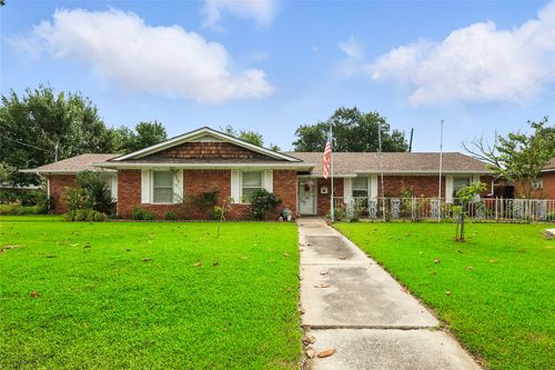 1314 Magnolia St, Gainesville, TX, 76240-2936 | Card Image