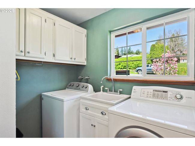 Laundry | Image 13