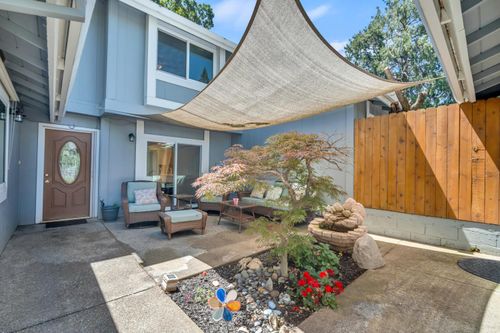 3261 Amethyst Dr, Cameron Park, CA, 95682-8509 | Card Image