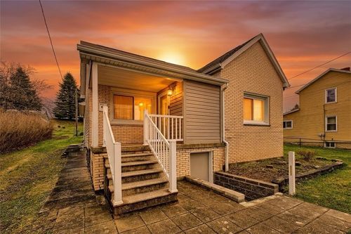 147 S Quarry Street, Mt Pleasant Twp, PA, 15666 | Card Image