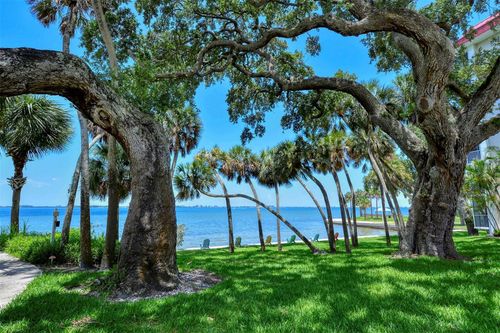 108-1100 Imperial Dr, Sarasota, FL, 34236-2453 | Card Image