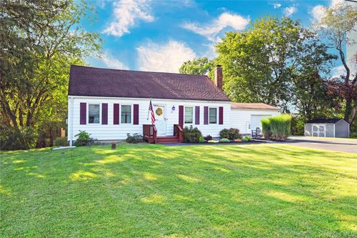 67 Gleason Blvd, Pleasant Valley, NY, 12569-7764 | Card Image