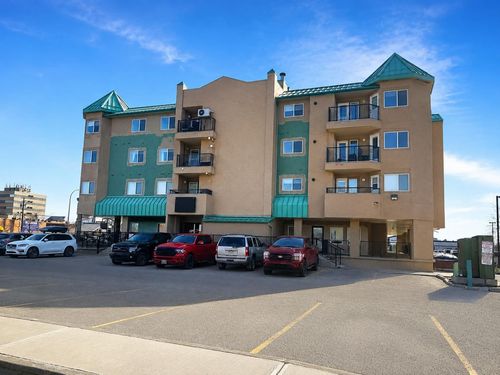 403-9919 99 Ave, Grande Prairie, AB, T8V0R6 | Card Image