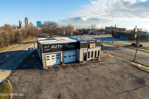 328 Clayton St, Toledo, OH, 43604-8751 | Card Image