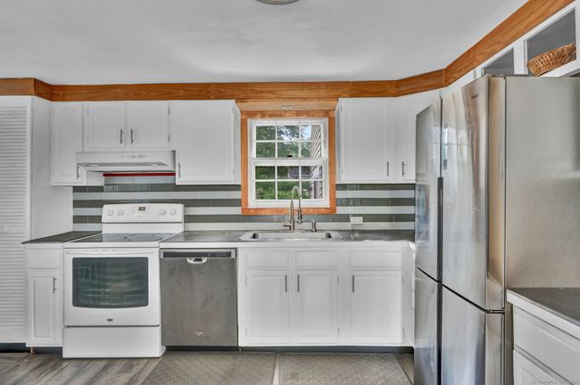 1815 Asylum Ave, House other with 3 bedrooms, 3 bathrooms and null parking in West Hartford CT | Image 8