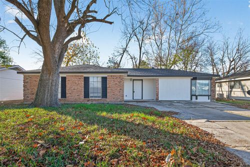 1238 Hopper Rd, Houston, TX, 77037-3527 | Card Image