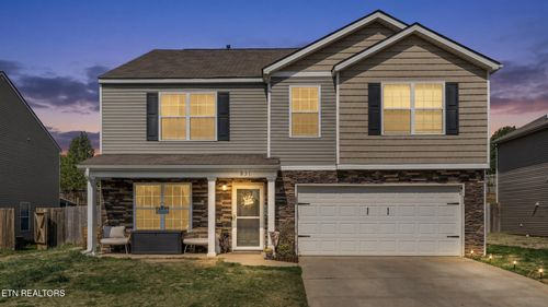 831 Old Towne Loop Dr, Seymour, TN, 37865-5363 | Card Image
