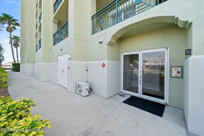 402 - 245 Highway A1a, Condo with 3 bedrooms, 3 bathrooms and null parking in Satellite Beach FL | Image 26