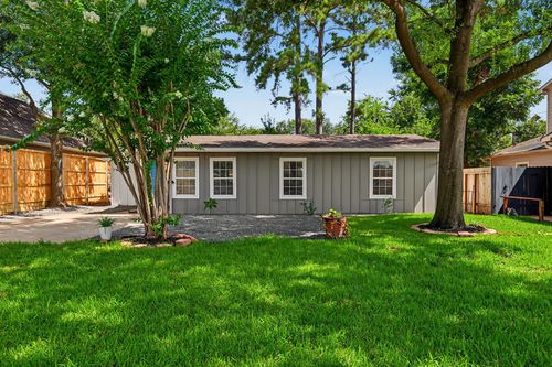5202 Nina Lee Ln, Houston, TX, 77092-5243 | Card Image