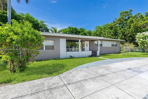 2307 Rodman St, Hollywood, FL, 33020-5924 | Card Image