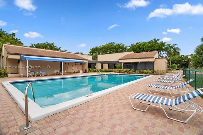 APT-222B - 2313 S Cypress Bend Dr, Condo with 2 bedrooms, 2 bathrooms and null parking in Pompano Beach FL | Image 13