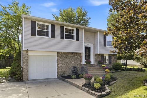 4843 Jacks Trl, Buffalo, NY, 14219-2681 | Card Image