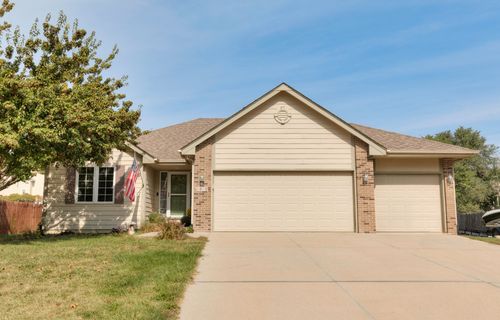 1510 W Iowa Ave, Indianola, IA, 50125-1098 | Card Image