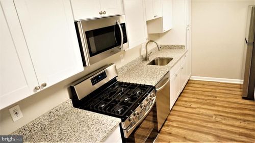 apt-1a-11818 Breton Ct, RESTON, VA, 20191-3218 | Card Image