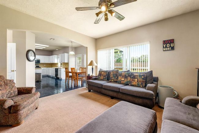 4907 Sienna Heights Ln, House other with 4 bedrooms, 3 bathrooms and 2 parking in Pasadena TX | Image 11
