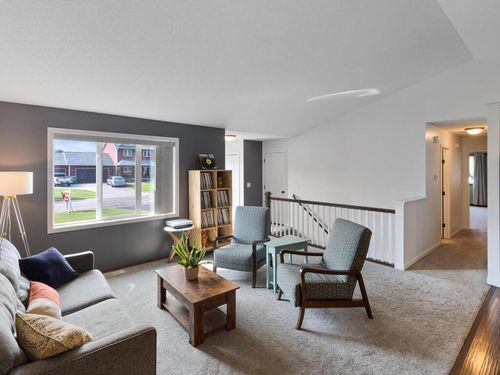 13911 7th Ave N, Zimmerman, MN, 55398-9246 | Card Image