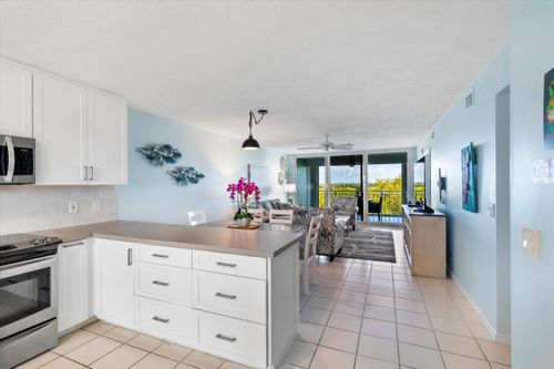 apt-407w-1901 S Roosevelt Blvd, Key West, FL, 33040-5276 | Card Image