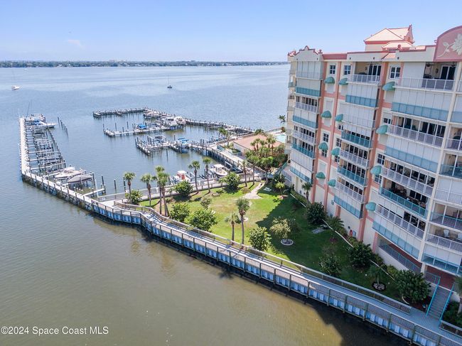 303 - 100 Riverside Dr, Condo with 2 bedrooms, 2 bathrooms and null parking in Cocoa FL | Image 37