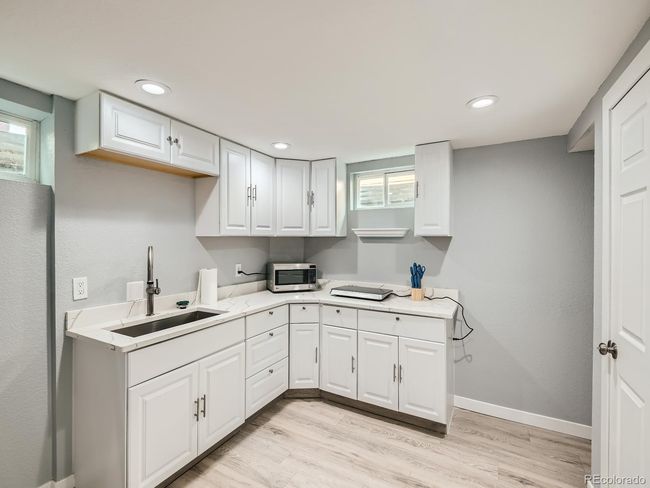 44 Lower Level Kitchenette.jpg | Image 19