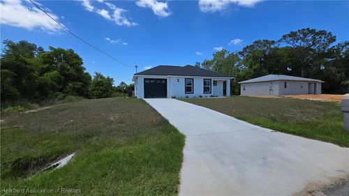 339 E Waterway Ave Nw, Lake Placid, FL, 33852-6710 | Card Image