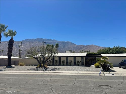 2605 N Kitty Hawk Dr, Palm Springs, CA, 92262-2358 | Card Image