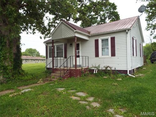 205 W Chestnut Street, Dixon, MO, 65459 | Card Image