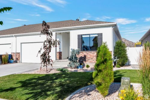 373 S 1170 E, Hyrum, UT, 84319-4706 | Card Image