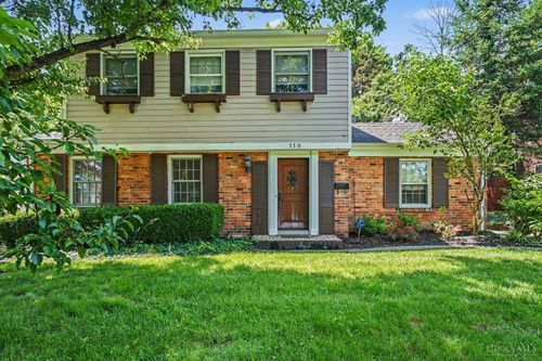 119 Forest Avenue, Wyoming, OH, 45215 | Card Image