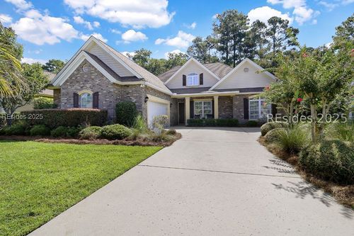 42 Glencairn Ave, Bluffton, SC, 29910-7972 | Card Image