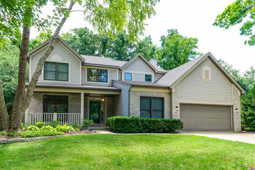 688 Wood Creek Dr, Antioch, IL, 60002-3100 | Card Image