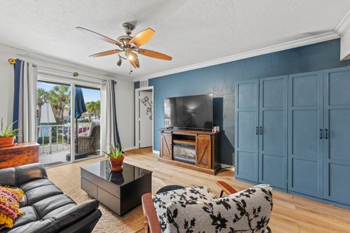 b30-950 S Kanner Hwy, Stuart, FL, 34994-3709 | Card Image