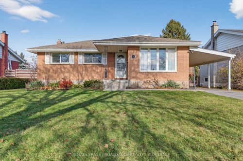 {{alt}} | Card Image