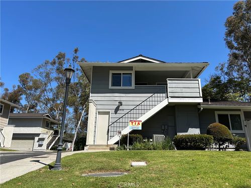 ci98-2576 Coventry Cir, Fullerton, CA, 92833-1286 | Card Image