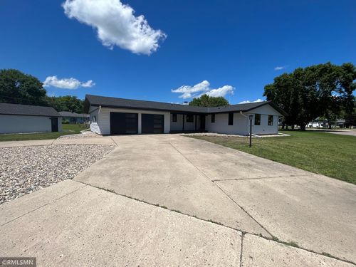 111 W Drache Avenue, Buffalo Lake, MN, 55314 | Card Image