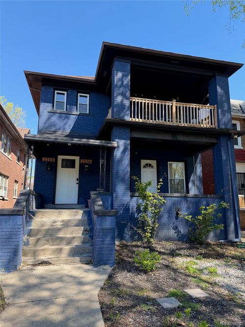 2256 W Philadelphia St, Detroit, MI, 48206-2452 | Card Image