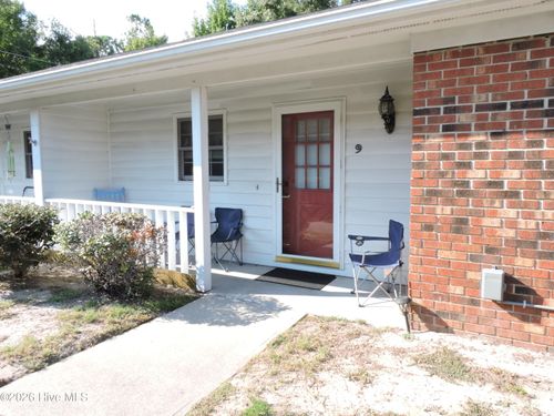ub-9-3905 Guardian Ave, Morehead City, NC, 28557-4351 | Card Image
